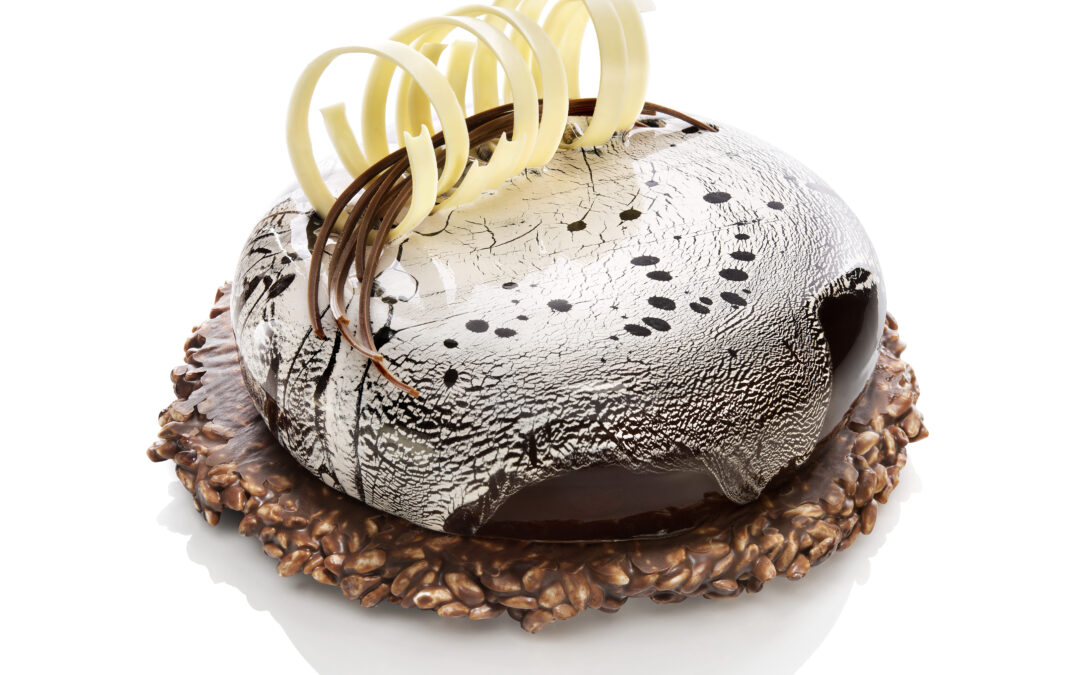 Torta Semifreddo con Glassa Cioccolato